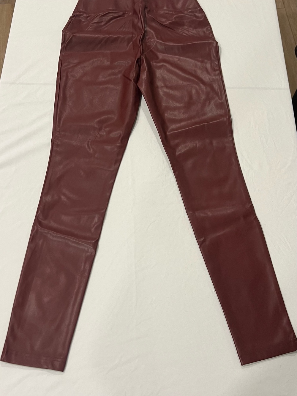 INC International Concepts Faux Leather Skinny Jeans in Deep Wine - Size 4
